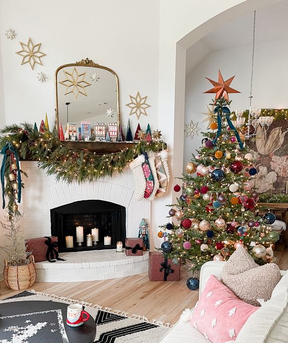 9 Vintage Christmas Decor Ideas for a Cozy and Sustainable Season